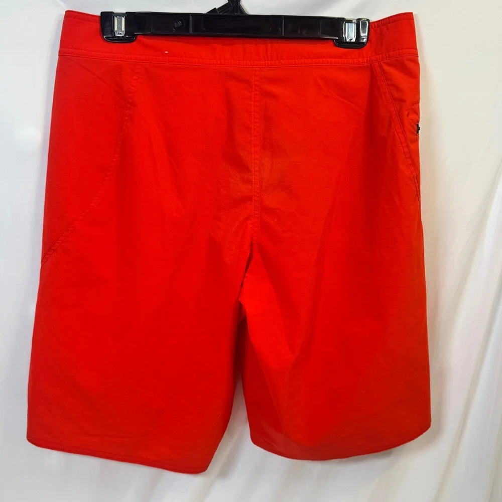 Patagonia Men’s Red Swim Trunks – Board Shorts Size 32